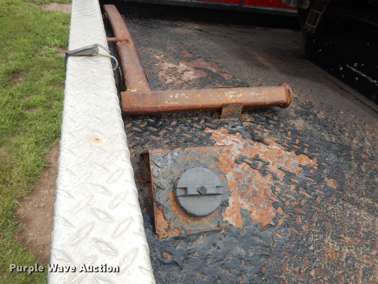 image for item DN1705 1990 Ford F350 XLT Lariat  tow truck