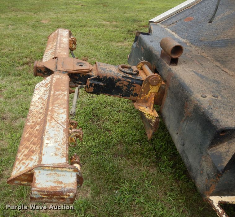 image for item DN1705 1990 Ford F350 XLT Lariat  tow truck