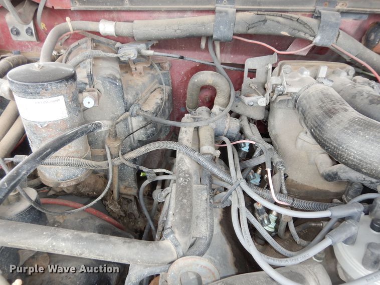 image for item DN1705 1990 Ford F350 XLT Lariat  tow truck