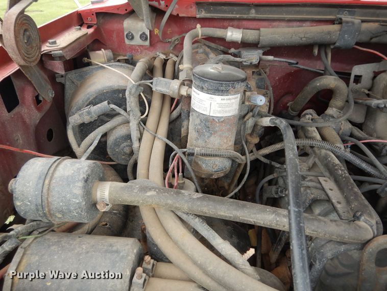 image for item DN1705 1990 Ford F350 XLT Lariat  tow truck