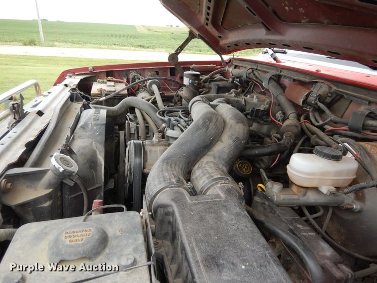 image for item DN1705 1990 Ford F350 XLT Lariat  tow truck