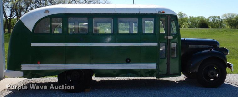 image for item DN7394 1946 Chevrolet  bus