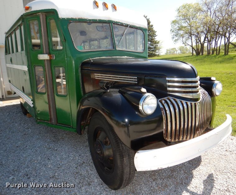 image for item DN7394 1946 Chevrolet  bus