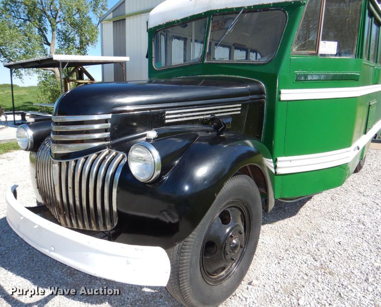 image for item DN7394 1946 Chevrolet  bus