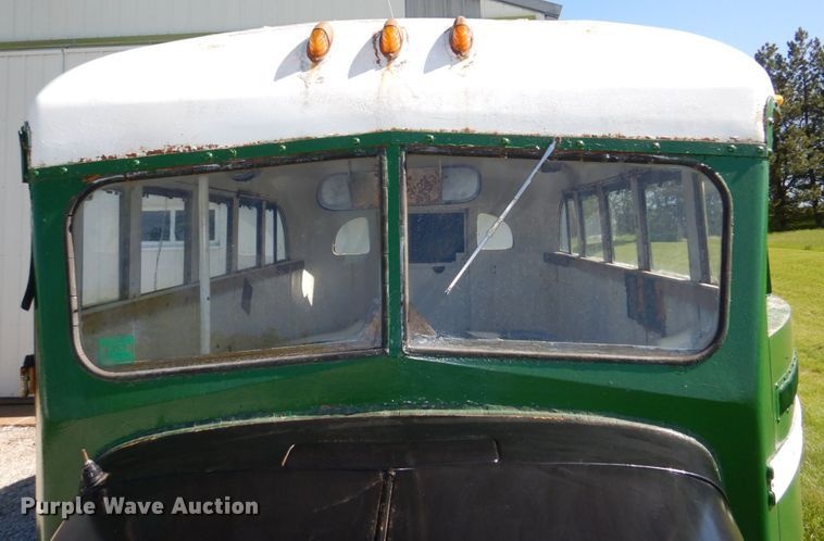 image for item DN7394 1946 Chevrolet  bus