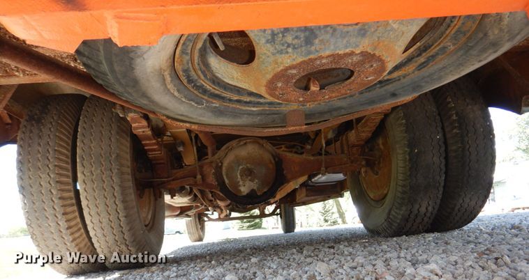 image for item DN7394 1946 Chevrolet  bus