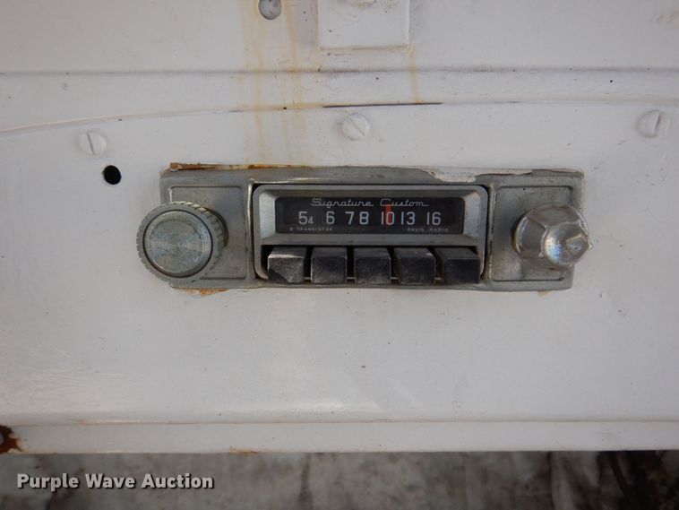 image for item DN7394 1946 Chevrolet  bus