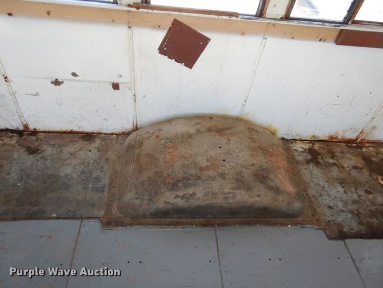 image for item DN7394 1946 Chevrolet  bus