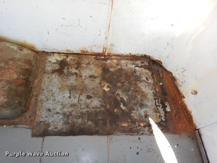 image for item DN7394 1946 Chevrolet  bus