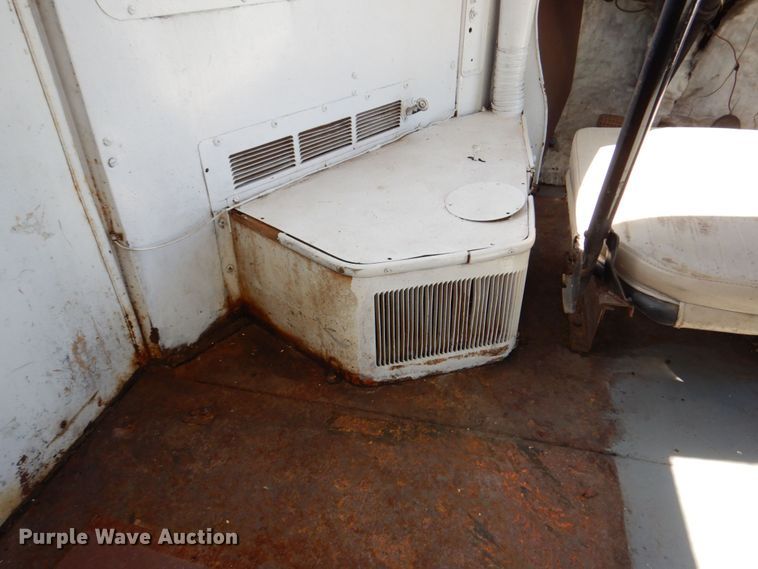 image for item DN7394 1946 Chevrolet  bus