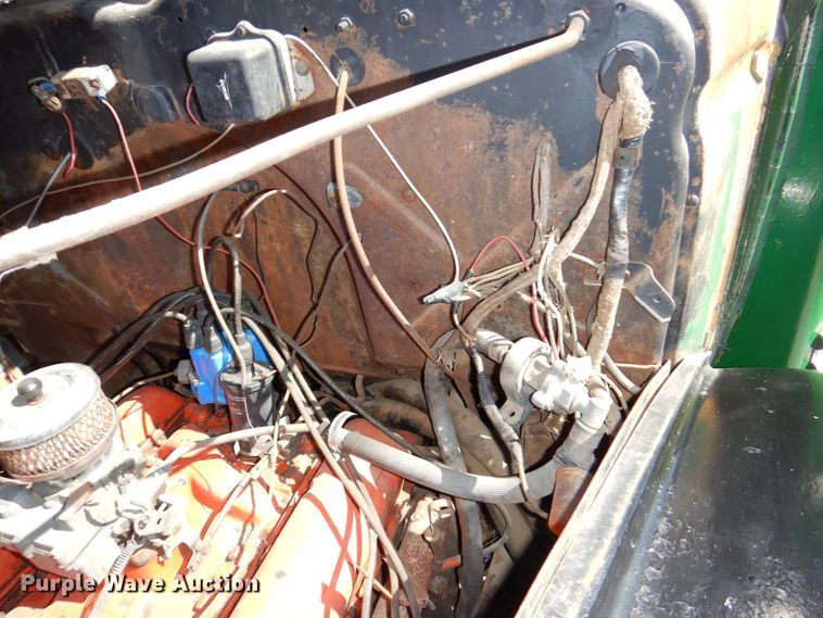 image for item DN7394 1946 Chevrolet  bus