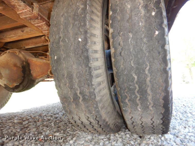 image for item DN7394 1946 Chevrolet  bus