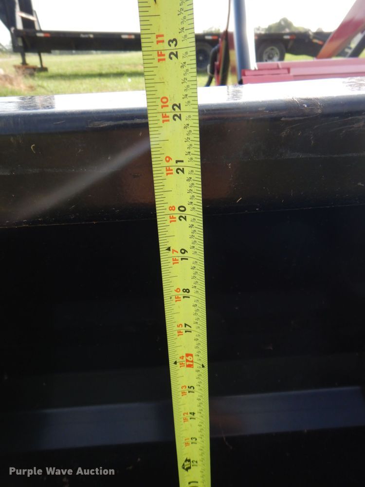 image for item DO1438 Mahindra 9125CL  loader