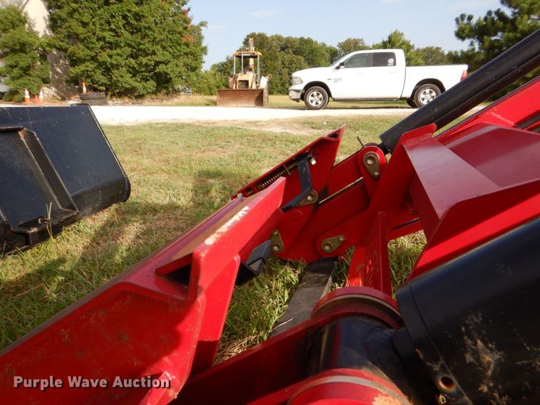 image for item DO1438 Mahindra 9125CL  loader