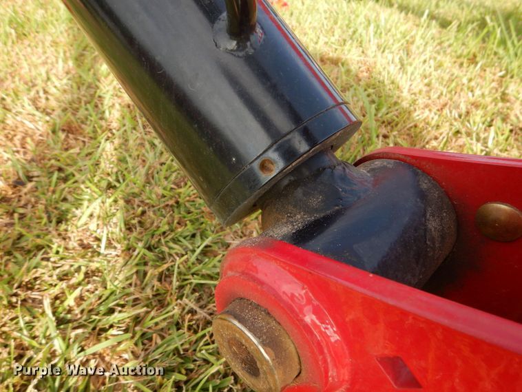 image for item DO1438 Mahindra 9125CL  loader