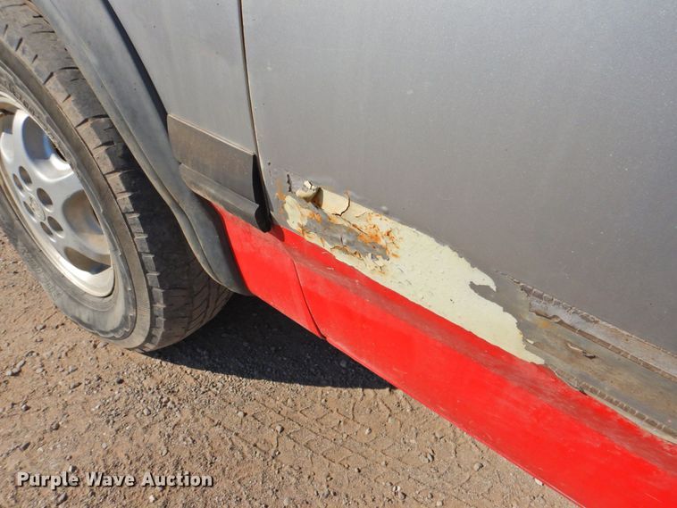 image for item DP4700 1994 Dodge Dakota  Club Cab pickup truck