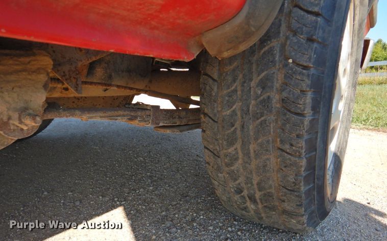 image for item DP4700 1994 Dodge Dakota  Club Cab pickup truck