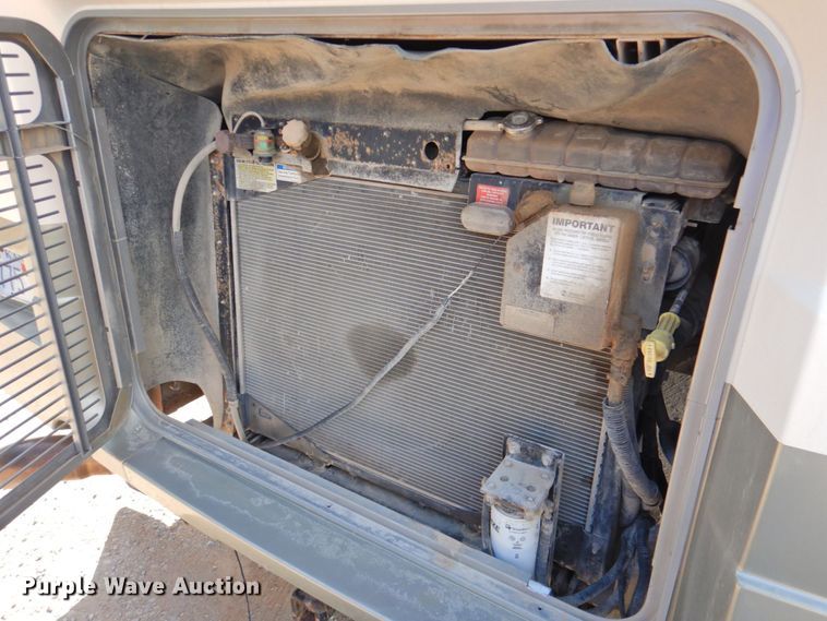 image for item DP4705 2005 Fleetwood Bounder  RV