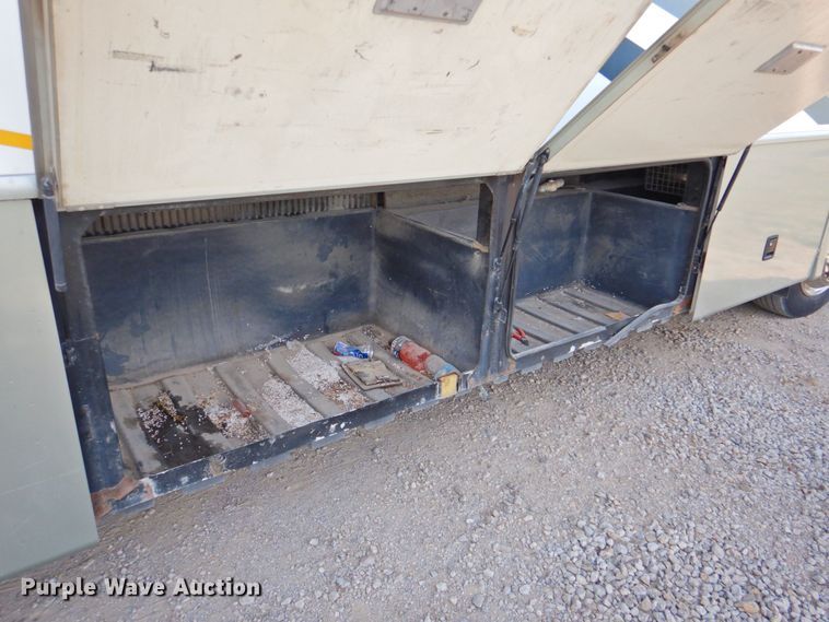 image for item DP4705 2005 Fleetwood Bounder  RV