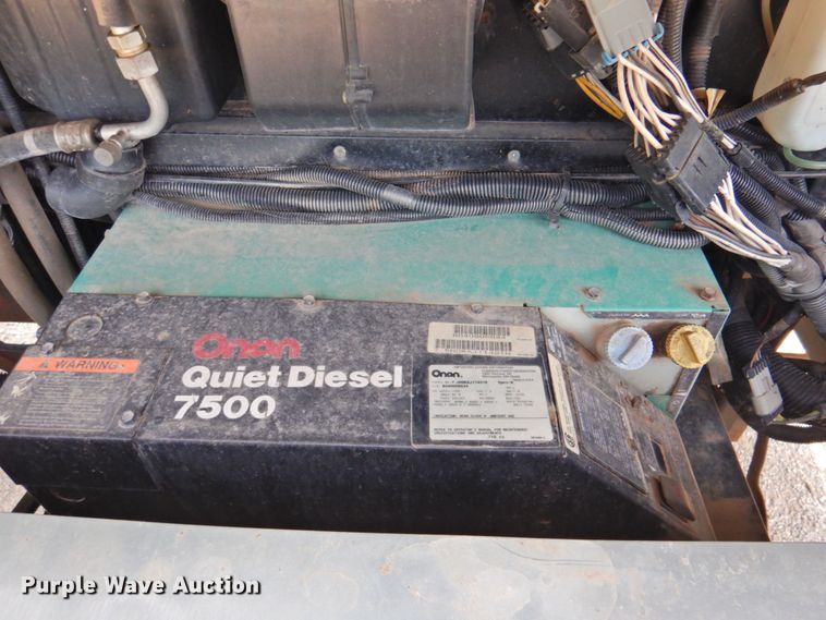 image for item DP4705 2005 Fleetwood Bounder  RV