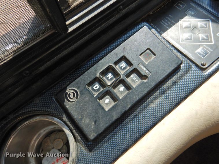 image for item DP4705 2005 Fleetwood Bounder  RV