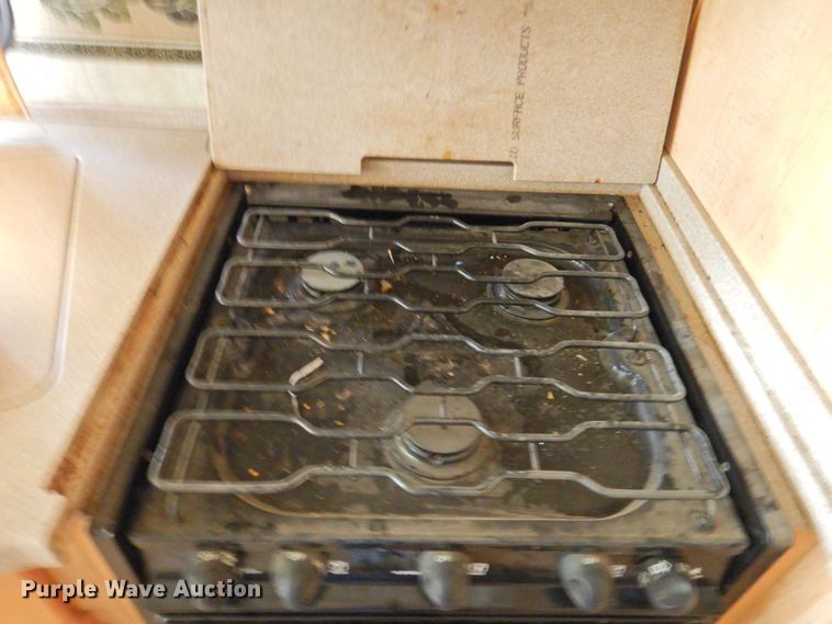 image for item DP4705 2005 Fleetwood Bounder  RV