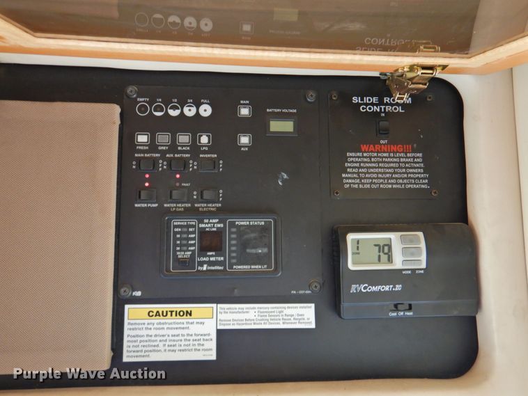 image for item DP4705 2005 Fleetwood Bounder  RV