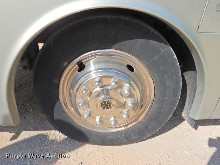 image for item DP4705 2005 Fleetwood Bounder  RV