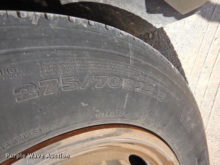 image for item DP4705 2005 Fleetwood Bounder  RV