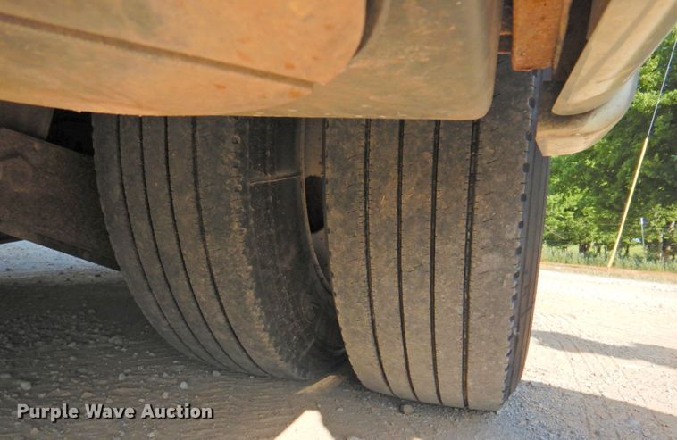 image for item DP4705 2005 Fleetwood Bounder  RV