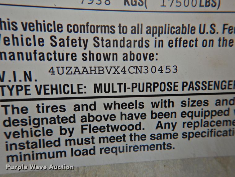 image for item DP4705 2005 Fleetwood Bounder  RV