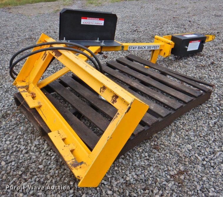 image for item DP4708 Skid steer tree saw