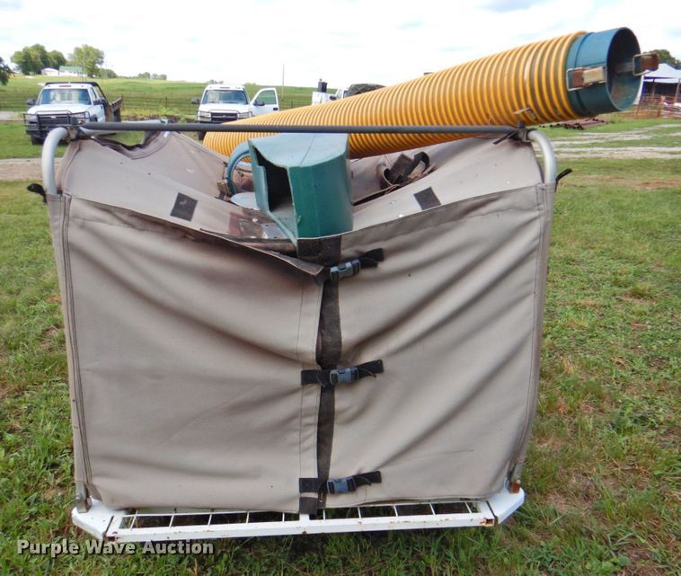 image for item DP4747 Kubota G1800HST  lawn mower