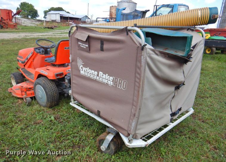 image for item DP4747 Kubota G1800HST  lawn mower