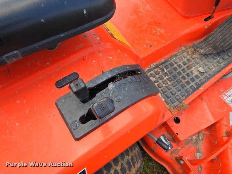 image for item DP4747 Kubota G1800HST  lawn mower