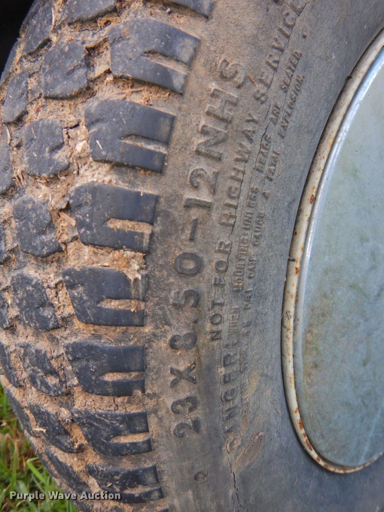 image for item DP4747 Kubota G1800HST  lawn mower