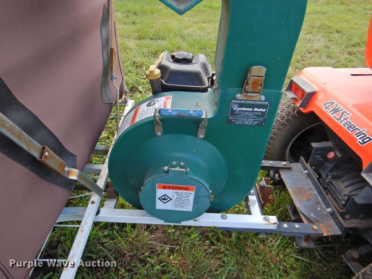 image for item DP4747 Kubota G1800HST  lawn mower