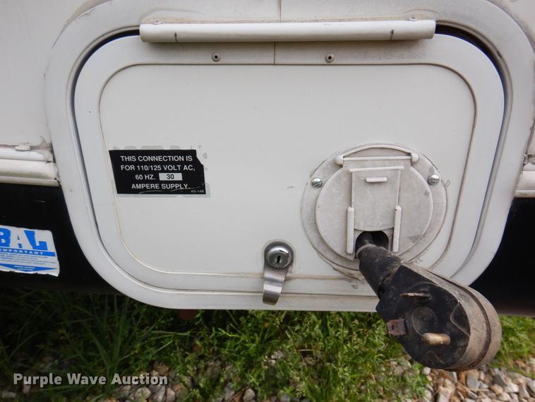 image for item DP5576 2000 Nuwa 31 FKTG Hitchhiker II  camper