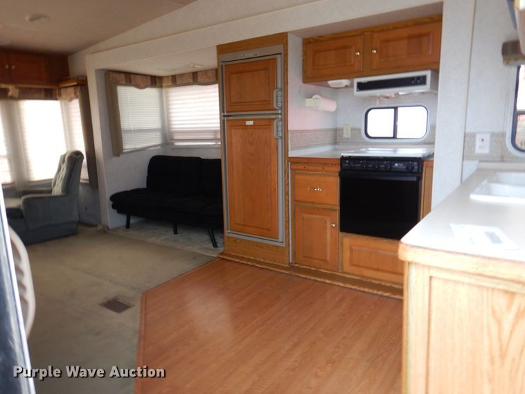 image for item DP5576 2000 Nuwa 31 FKTG Hitchhiker II  camper