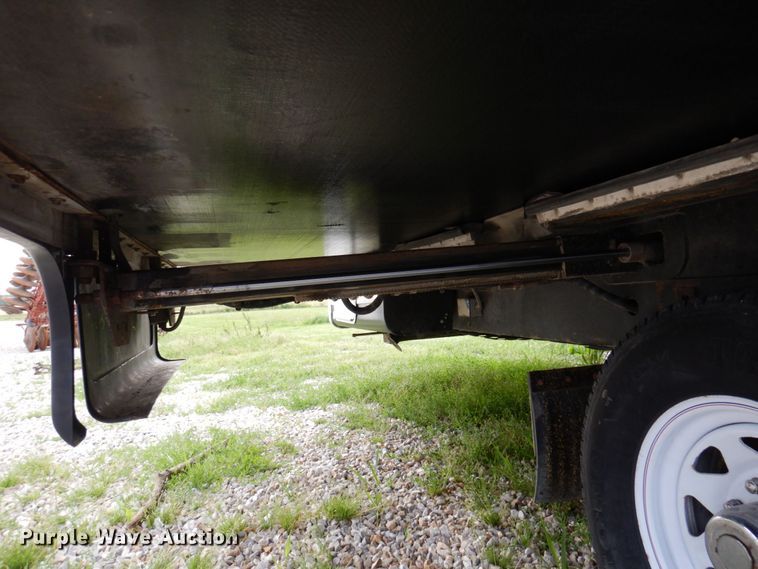 image for item DP5576 2000 Nuwa 31 FKTG Hitchhiker II  camper