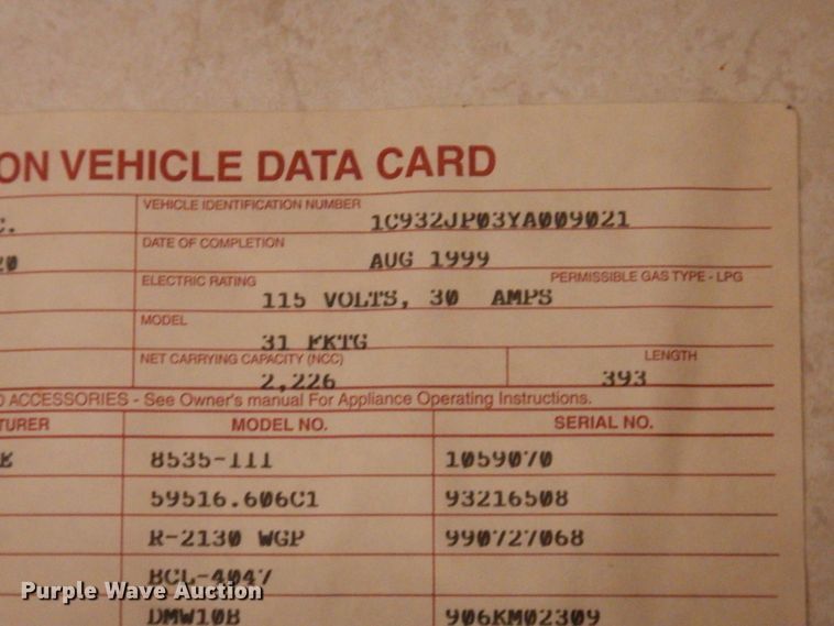 image for item DP5576 2000 Nuwa 31 FKTG Hitchhiker II  camper