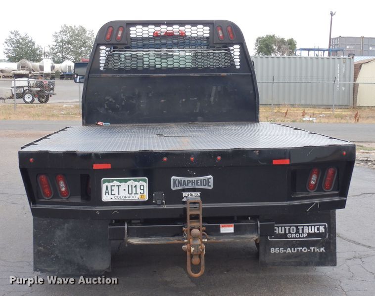 image for item DR1269 2019 Chevrolet Silverado 5500  flatbed truck