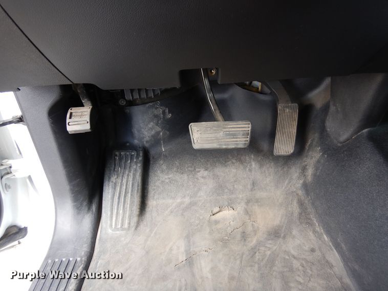 image for item DR1269 2019 Chevrolet Silverado 5500  flatbed truck