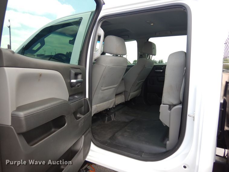 image for item DR1269 2019 Chevrolet Silverado 5500  flatbed truck