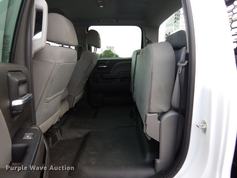 image for item DR1269 2019 Chevrolet Silverado 5500  flatbed truck