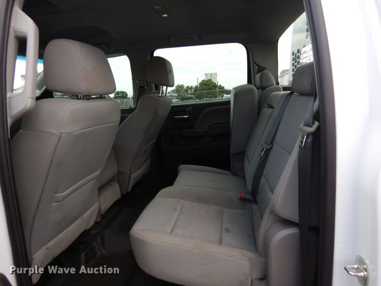 image for item DR1269 2019 Chevrolet Silverado 5500  flatbed truck