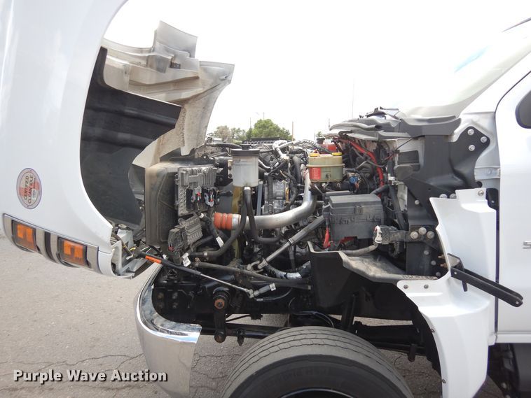 image for item DR1269 2019 Chevrolet Silverado 5500  flatbed truck