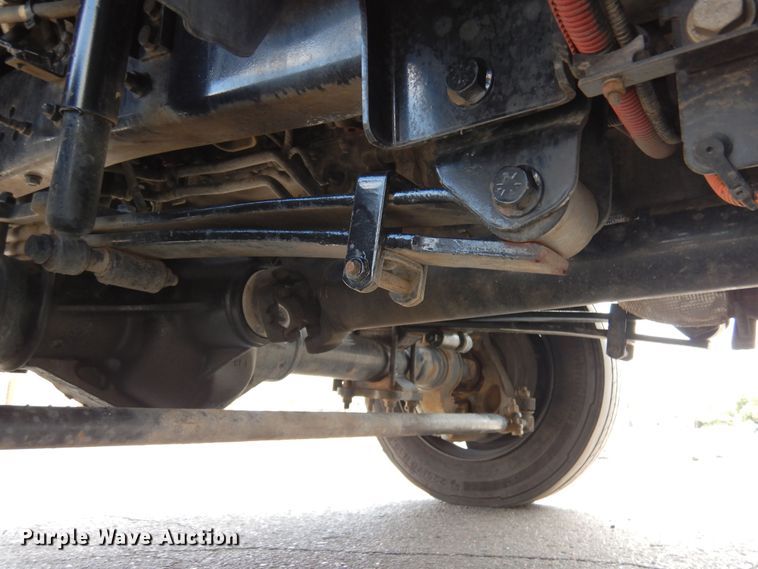 image for item DR1269 2019 Chevrolet Silverado 5500  flatbed truck