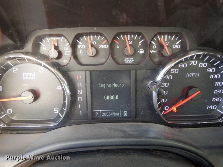 image for item DR1276 2017 GMC Sierra 3500HD  service bed pickup truck