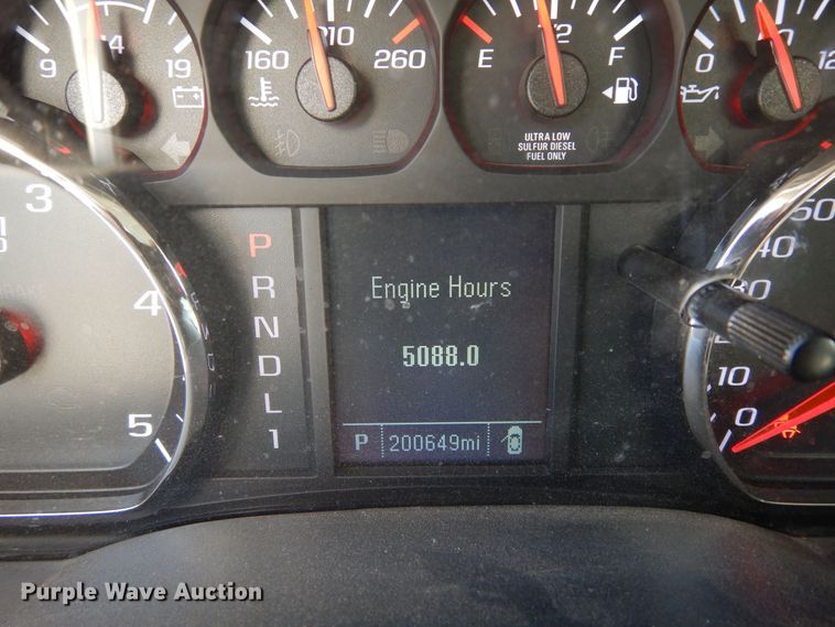 image for item DR1276 2017 GMC Sierra 3500HD  service bed pickup truck